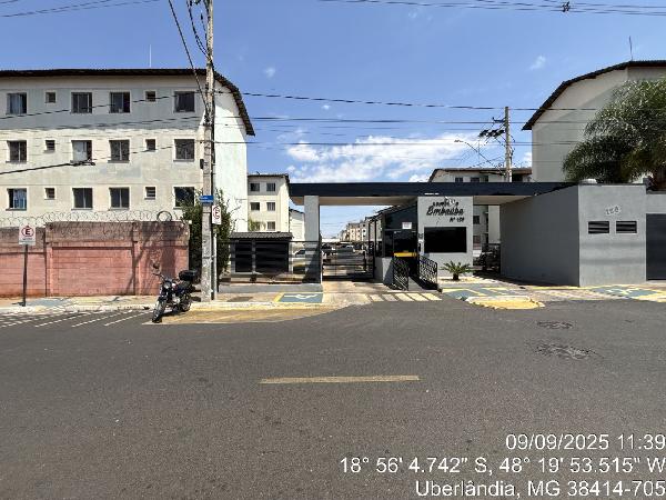 RESIDENCIAL EMBAÚBA